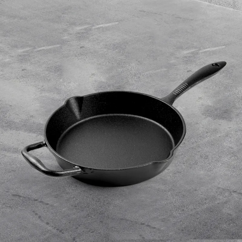 Cast iron frying pan with perforated handle,cast iron cookware with pouring port,convenient for indoor/outdoor use,stove/barbecue/oven/bonfire