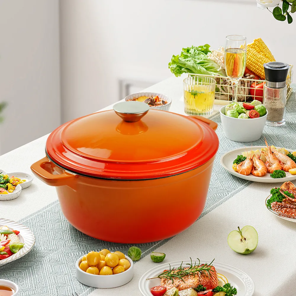 Enamel cast iron Dutch pot with lid and double handles, suitable for bread baking, stewing, and grilled meat