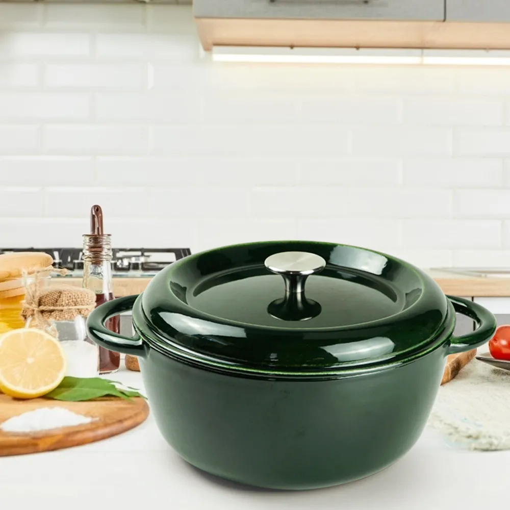 Enamel cast iron Dutch pot with lid, apple-shaped, double handle, a gift for family or friends