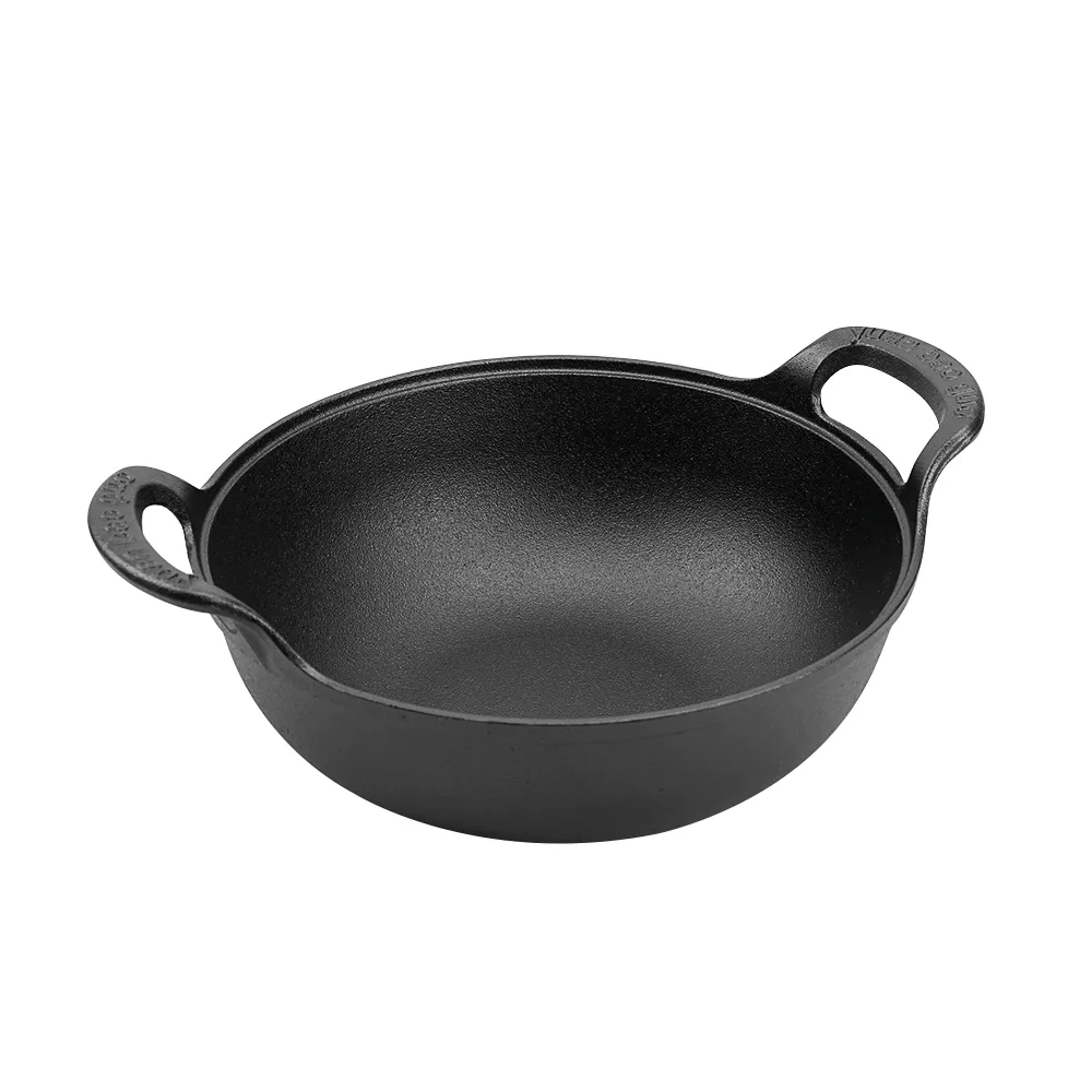 Cast iron wok with handle, multi-functional wok suitable for ovens, stoves or barbecue grills