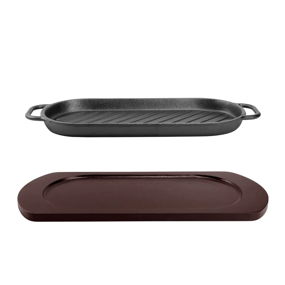 Fajita grill set, a cast iron grill with a wooden base for steak platter, is suitable for family dining rooms