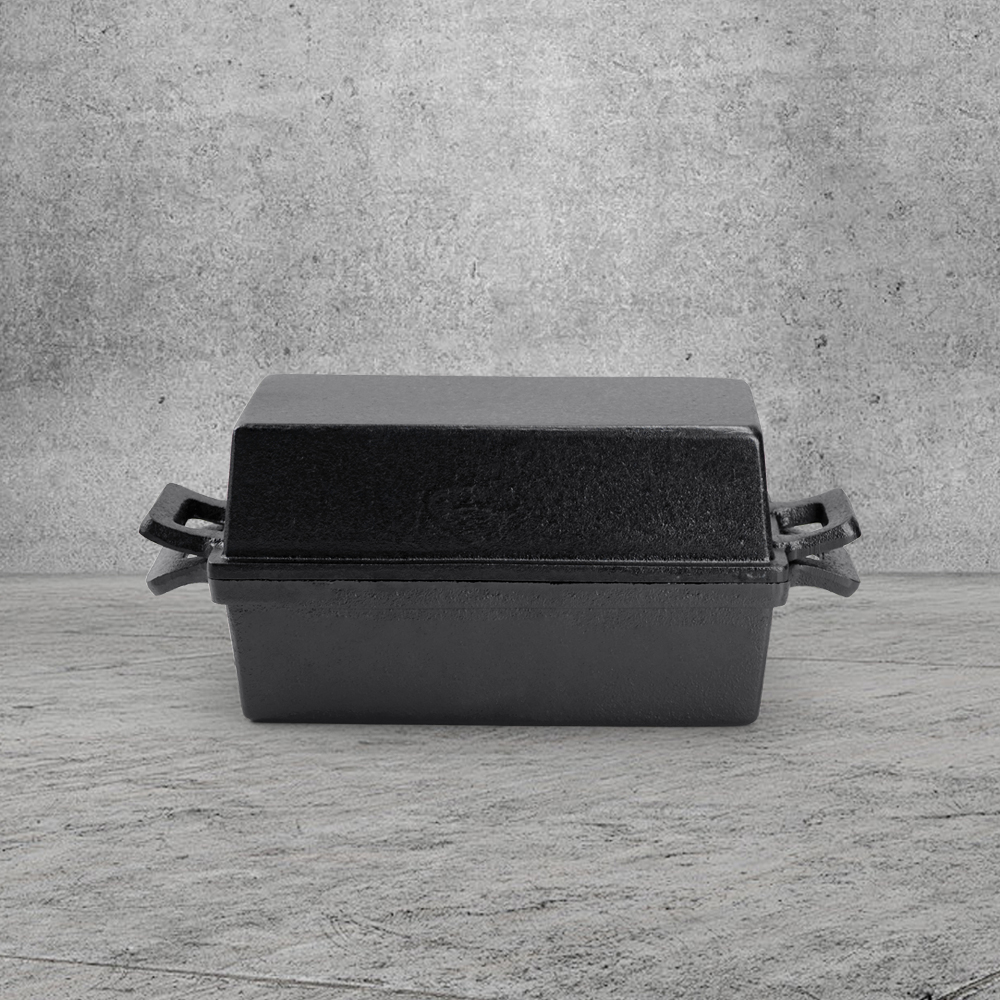 Cast iron bread pan with lid, bread baking pan, uniform heat distribution, suitable for homemade bread, cakes and meat patries, 2-piece set