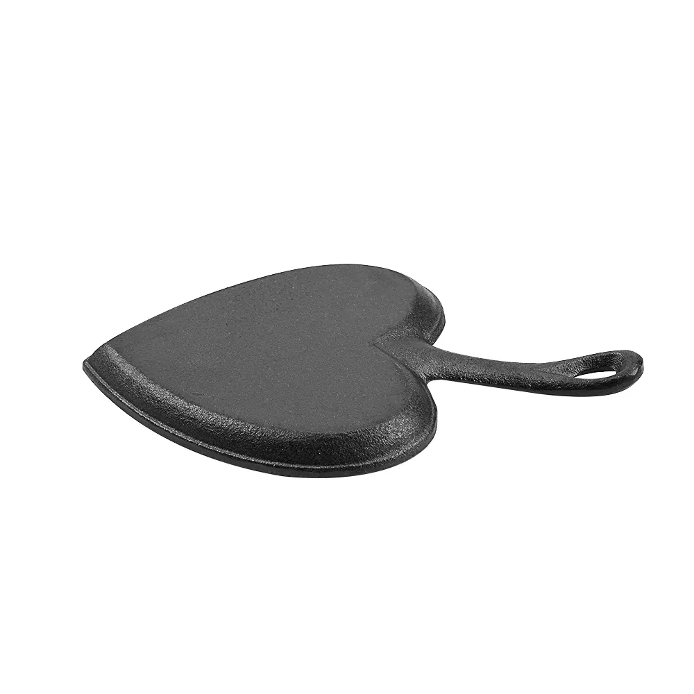 Mini cast-iron frying pan, heart-shaped egg frying pan, suitable for stoves and ovens, both indoor and outdoor use