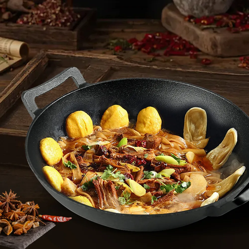 Cast iron wok with double ears, suitable for all stoves, traditional uncoated Chinese wok