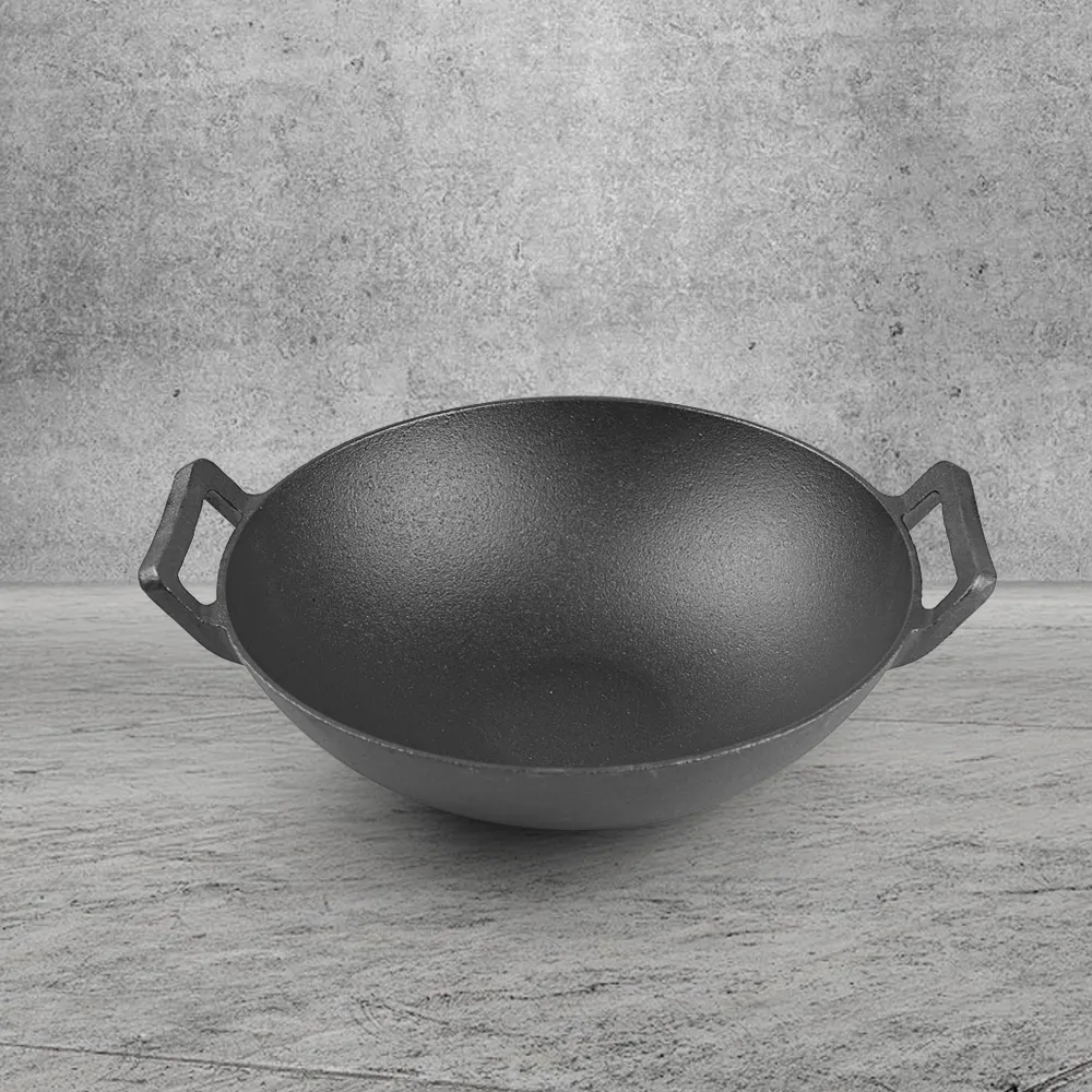 Cast iron wok with double ears, suitable for all stoves, traditional uncoated Chinese wok