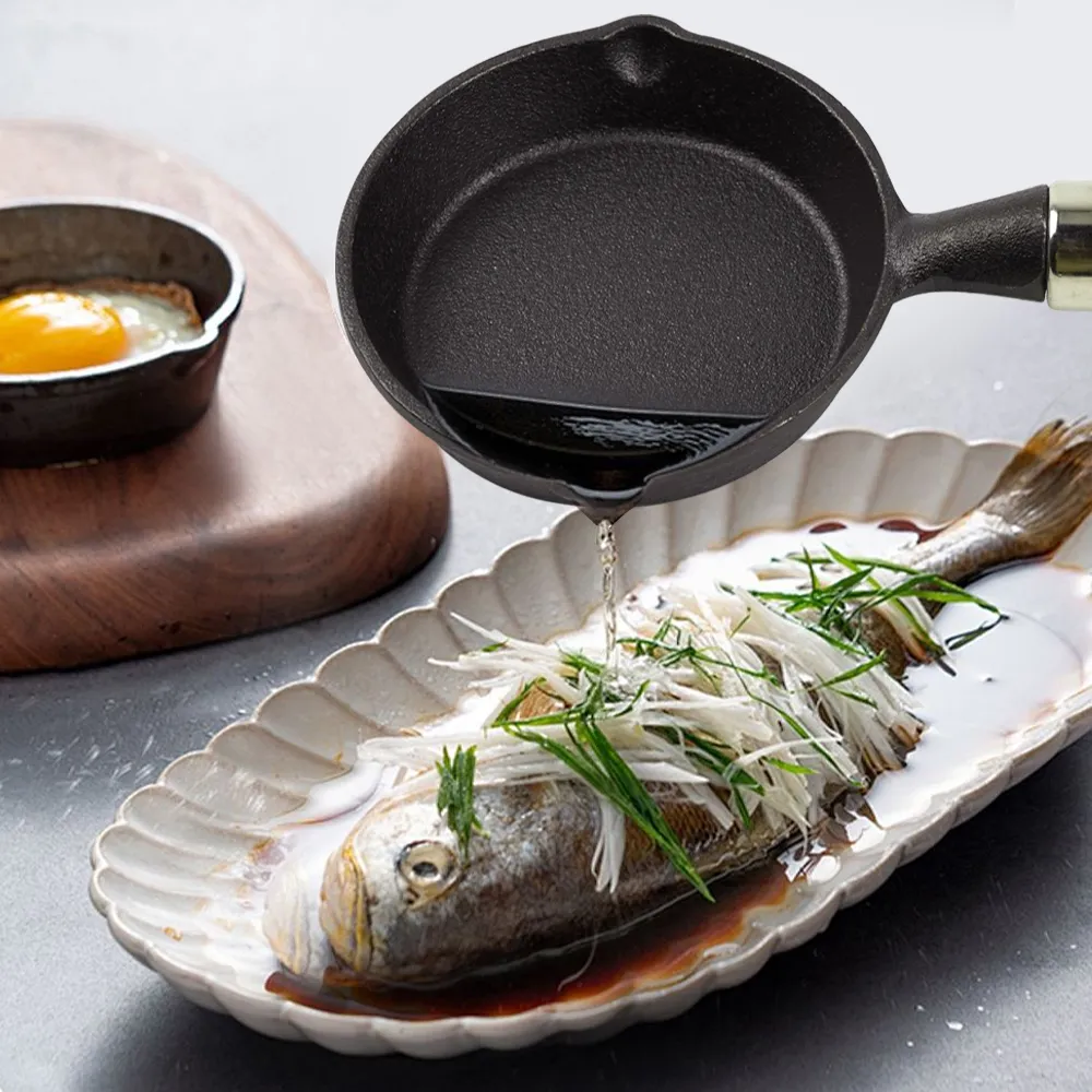 Mini cast iron frying pan, round non-stick pan, 2 gates, portable small egg pan with hanging wooden handle