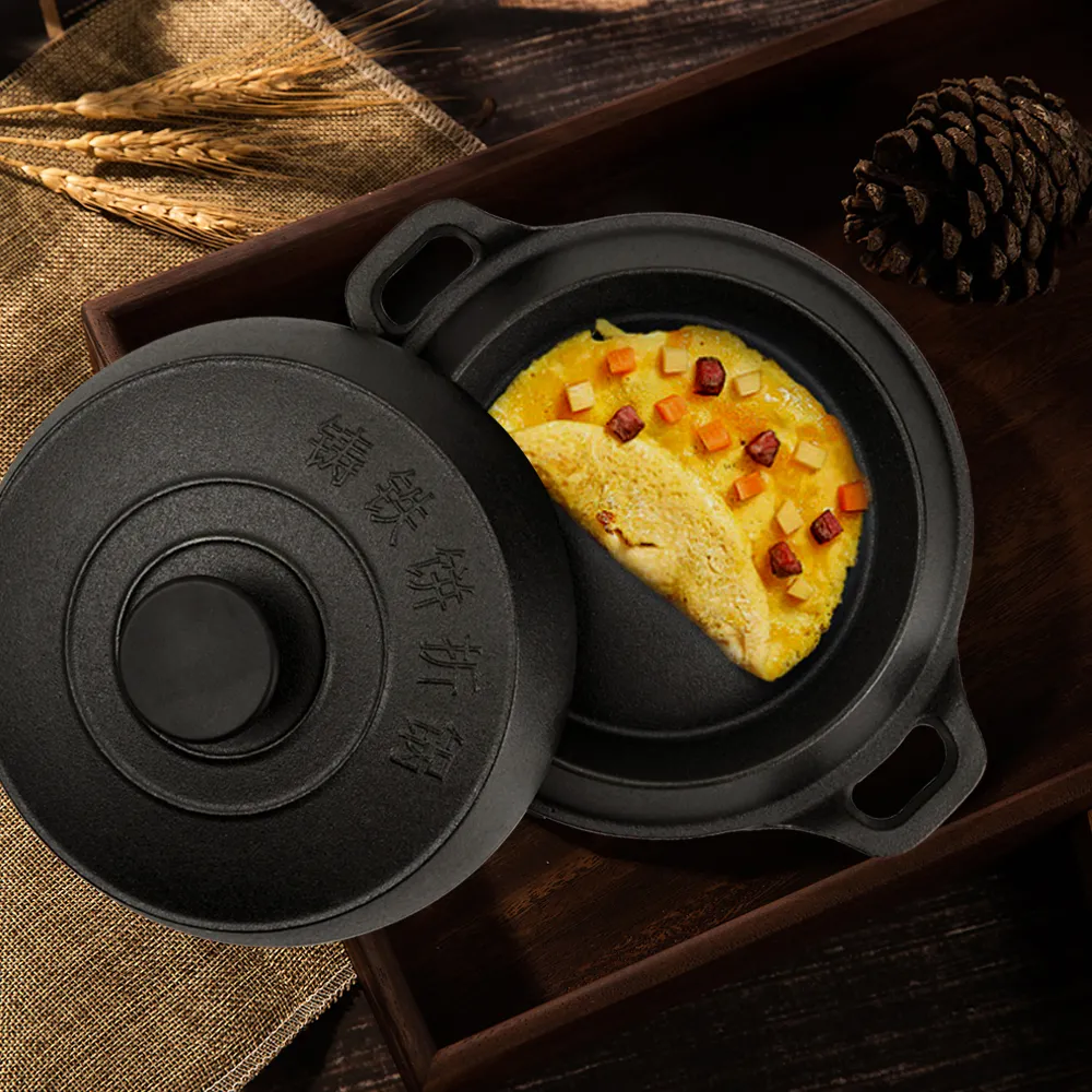 Cast-iron pancake pan for making pancakes