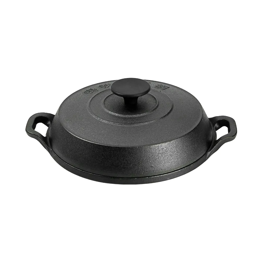 Cast-iron pancake pan for making pancakes