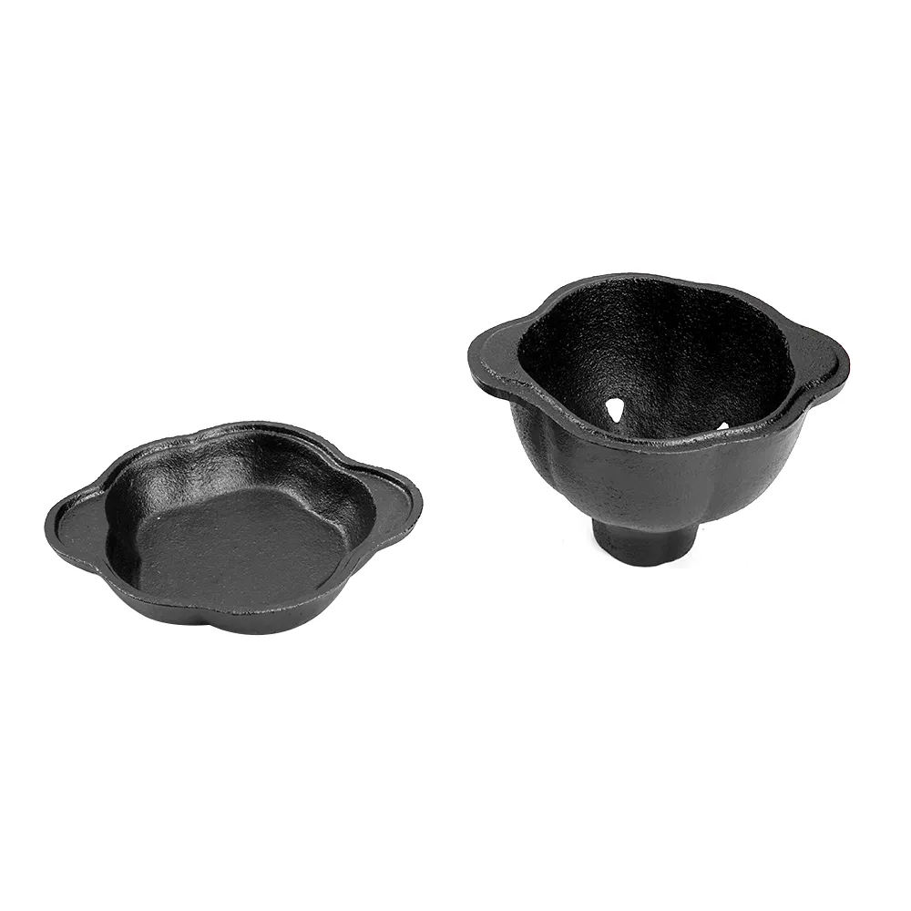 Cast iron garlic oven with a ventilated lid - for roasting garlic, potatoes and vegetables