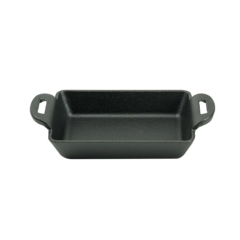 Mini square cast iron frying pan with double handles, suitable for indoor and outdoor picnics in the kitchen