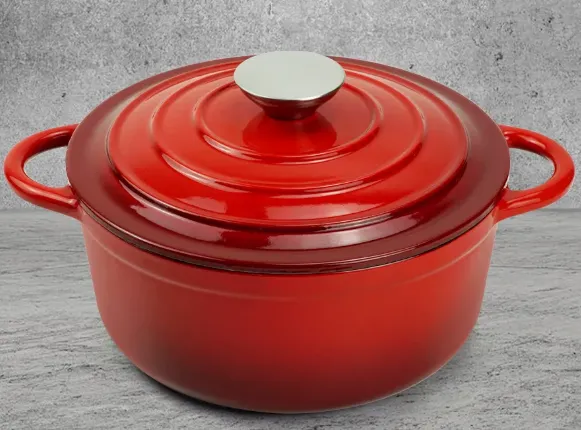 What's the Difference Between Enameled and Cast Iron Dutch Ovens?