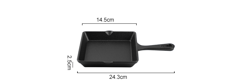 Cast iron mini omelette pan with double spouts and handle